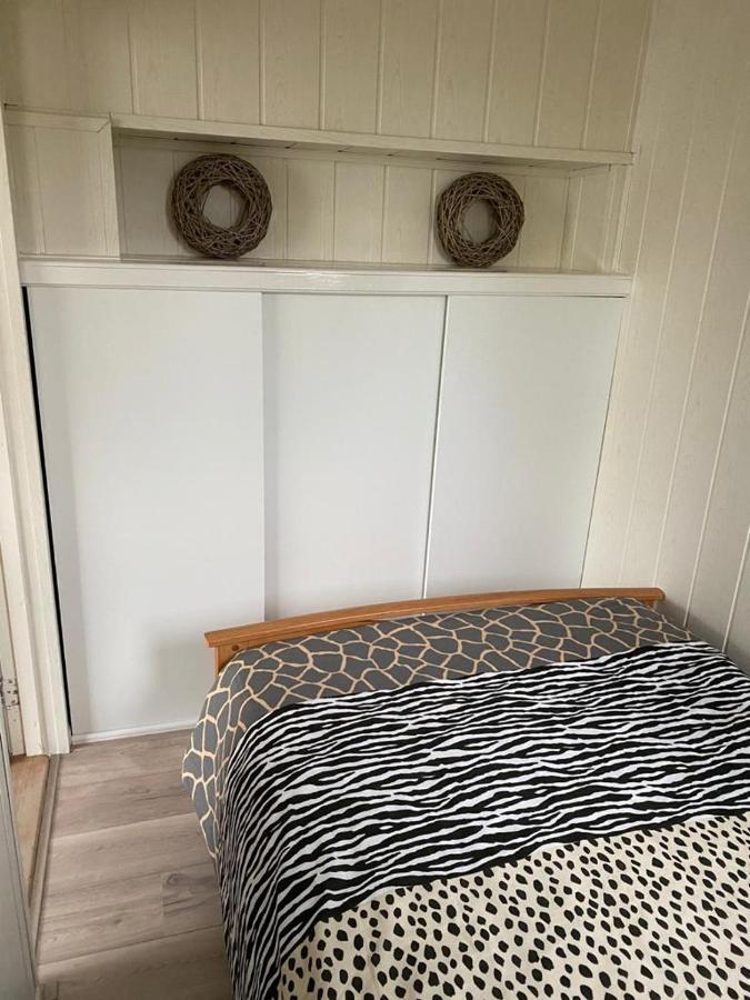 Bungalow Scheldezicht In Zeeland Dicht Bij Zee Scherpenisse المظهر الخارجي الصورة